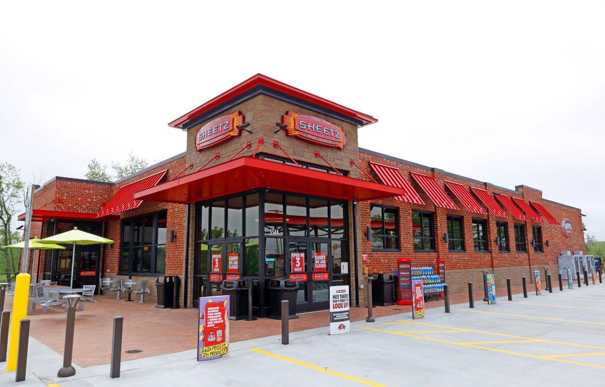 Photo of the exterior of a Sheetz