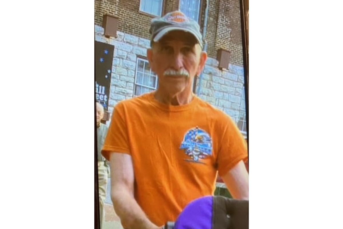 A photo of Ronald Lee Mitchell.