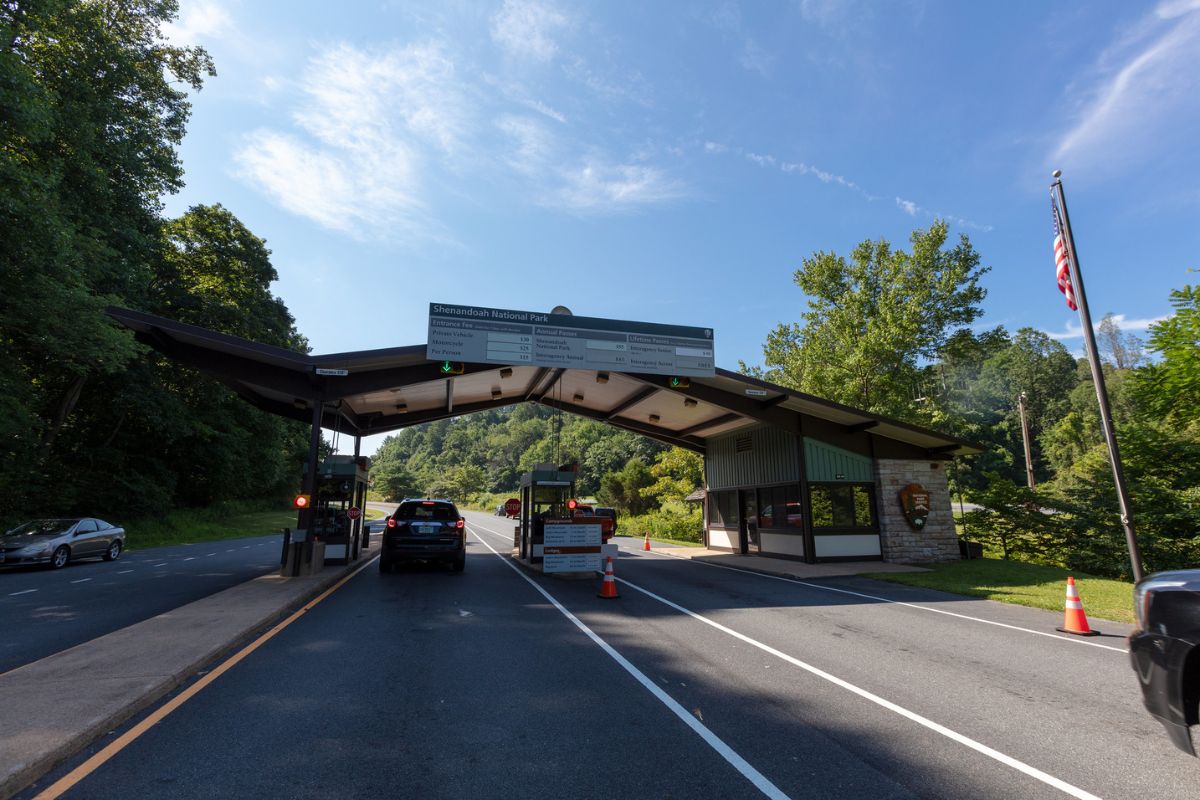 Swift Run Entrance Station Shenandoah National Park