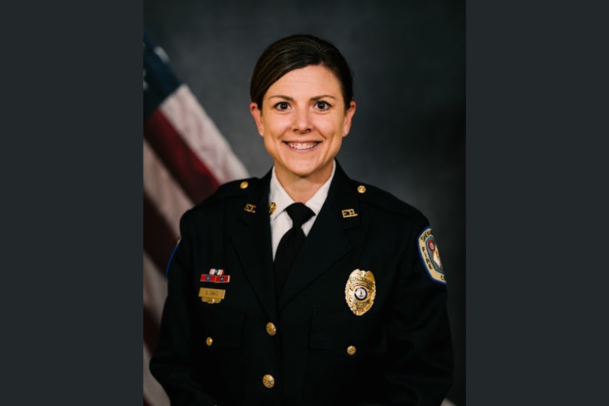 Headshot of Courtney Cave.