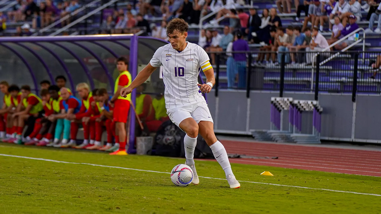 James Madison Men’s Soccer comes up short at No. 13 West Virginia, 2-1