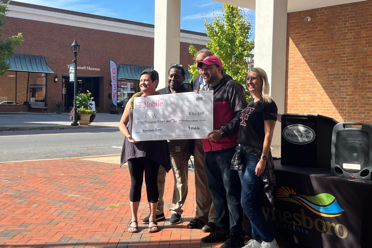 T Mobile Grant check presentation in Waynesboro