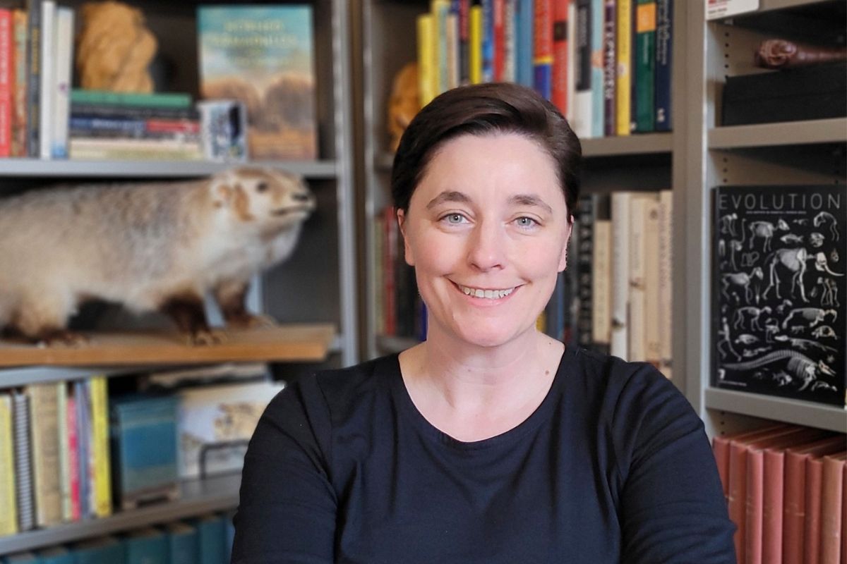 Dr. Katie Hinde