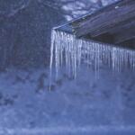 roof with icicles