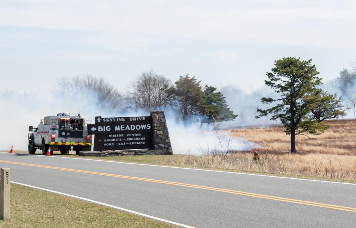 wildfire shenandoah national park control burn