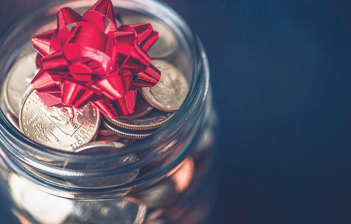 change in a jar with a bow