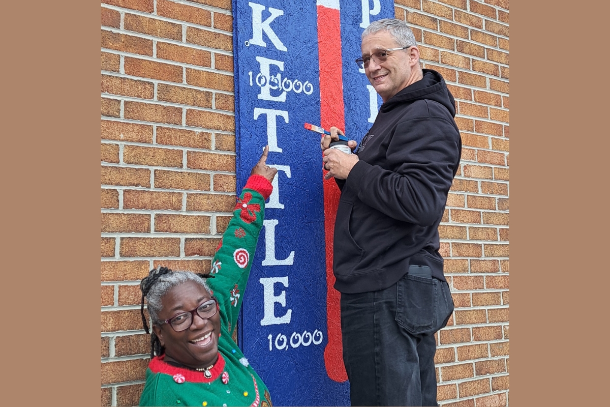 Lieutenants Douglas and Sharon Ingold fill in their chart marking how much money has been raised.