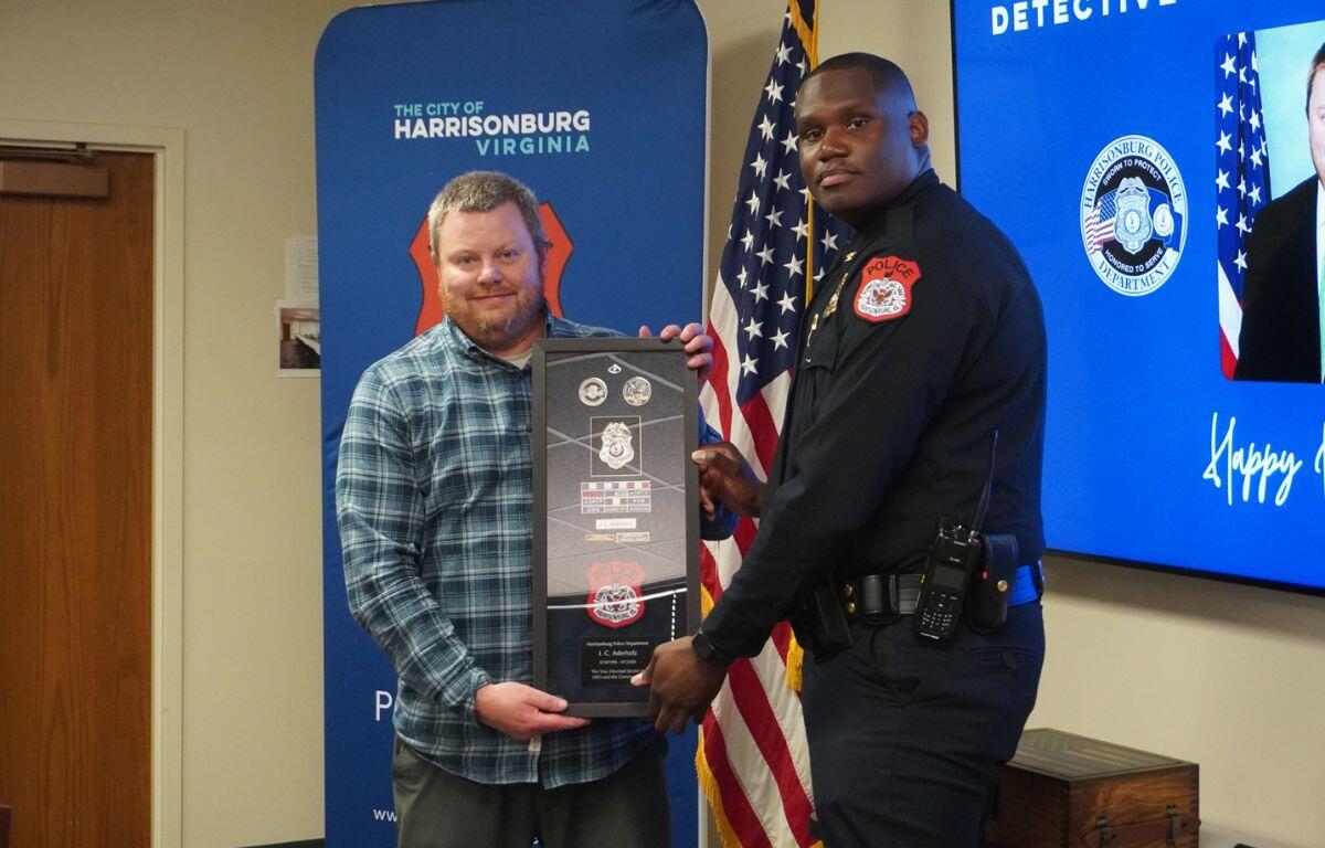 Detective J.C. Aderholz (left) and HPD Police Chief Joe Tucker (right)