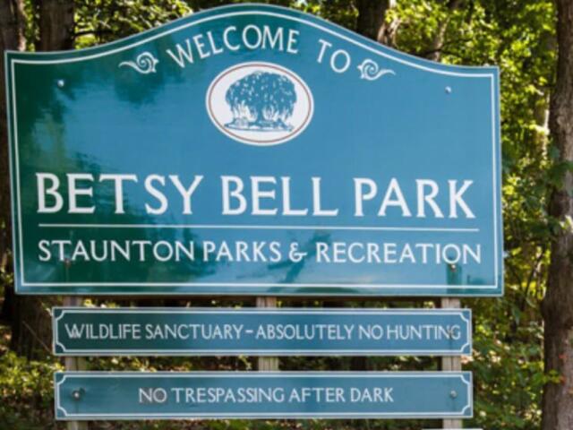 betsy bell park sign