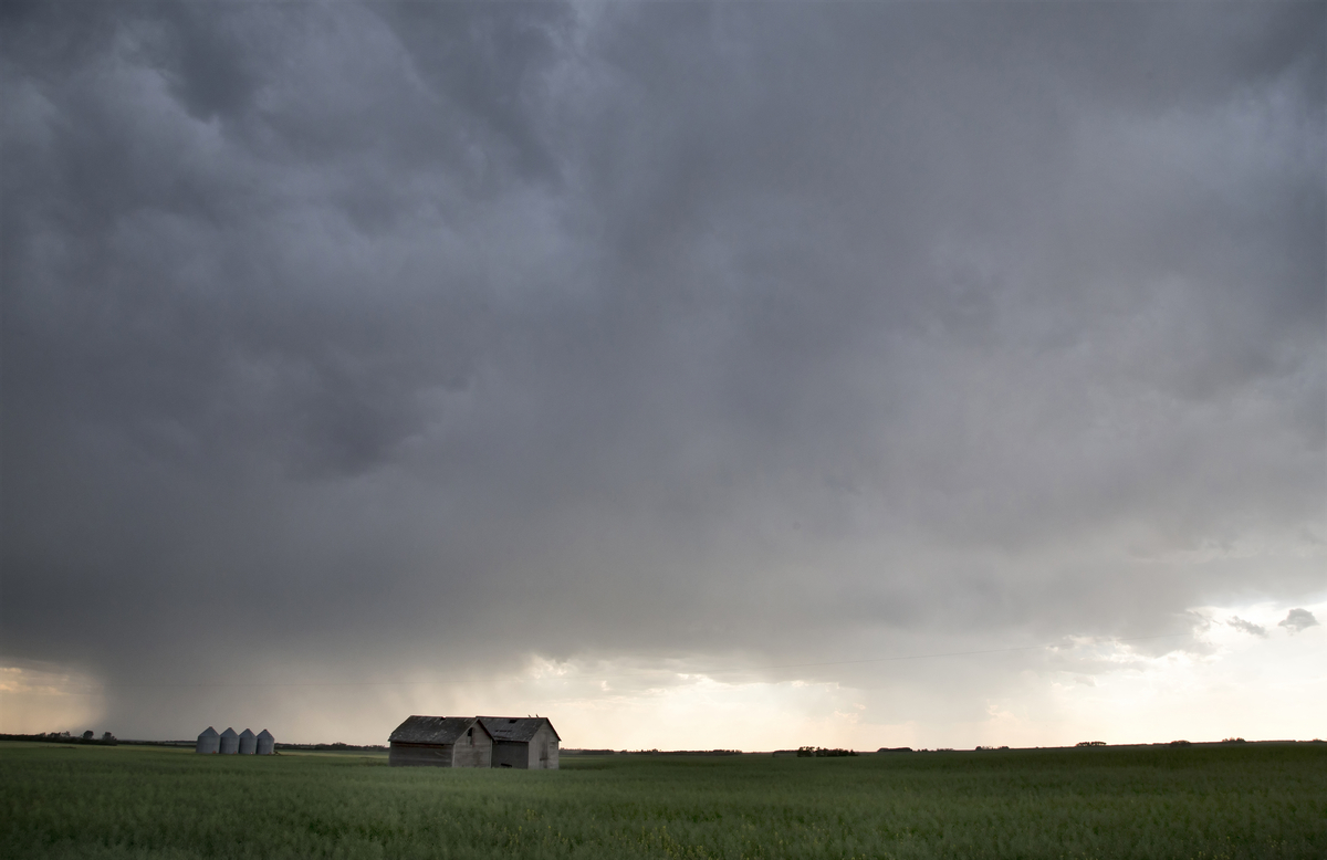 clouds thunder lighting rain