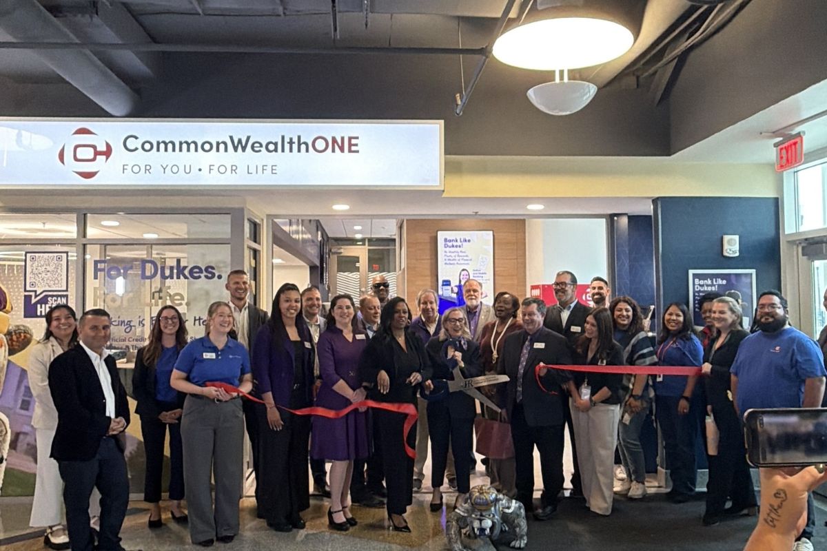 Ribbon cutting ceremony of JMU Branch of Credit Union