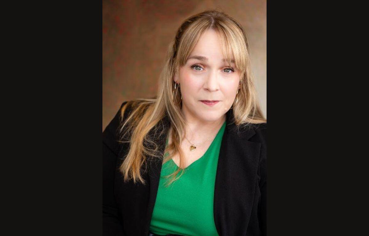 Lesley Larsen