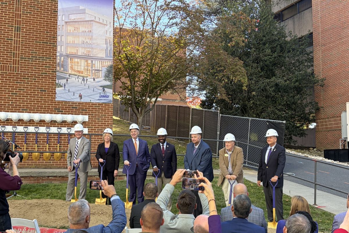 Groundbreaking ceremony for the new Health and Behavioral Studies Building