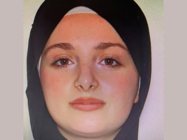 Headshot of Suzan W. Alshehadeh